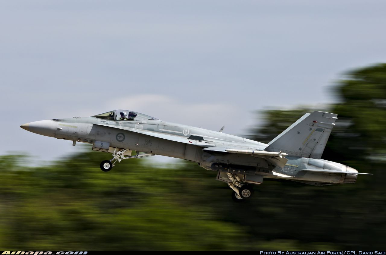 麦克唐纳-道格拉斯 F/A-18A&ldquo;大黄蜂&rdquo; \vert{} ID:27626