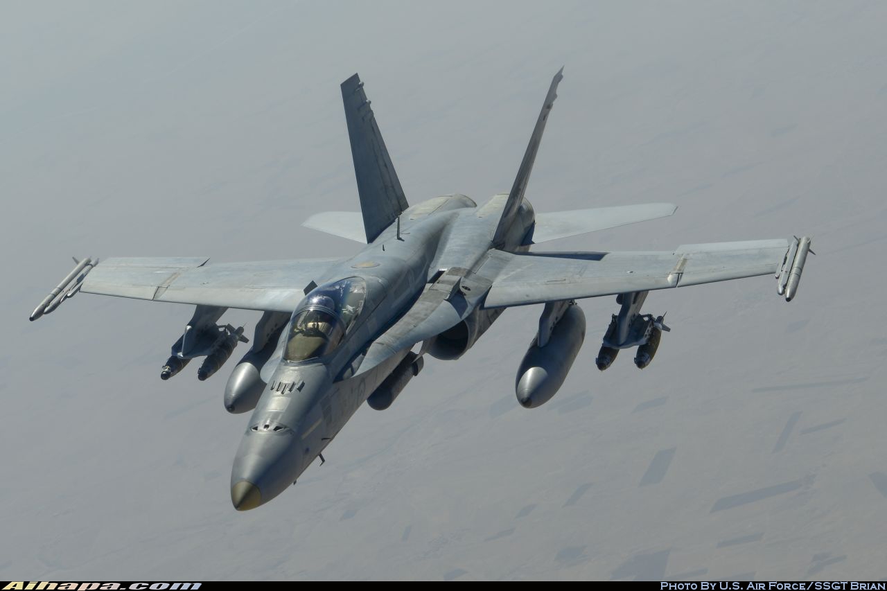 麦克唐纳-道格拉斯 F/A-18A&ldquo;大黄蜂&rdquo; \vert{} ID:28835