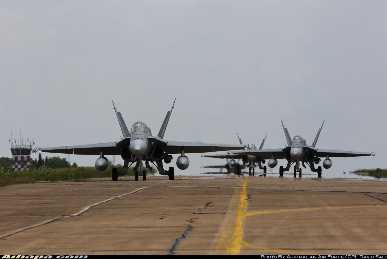 麦克唐纳-道格拉斯 F/A-18A&ldquo;大黄蜂&rdquo; \vert{} ID:27634