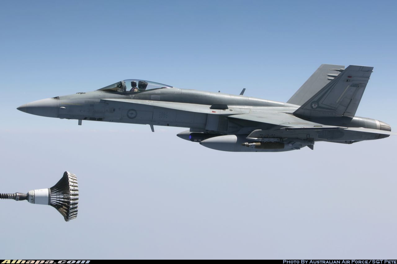 麦克唐纳-道格拉斯 F/A-18A&ldquo;大黄蜂&rdquo; \vert{} ID:28804