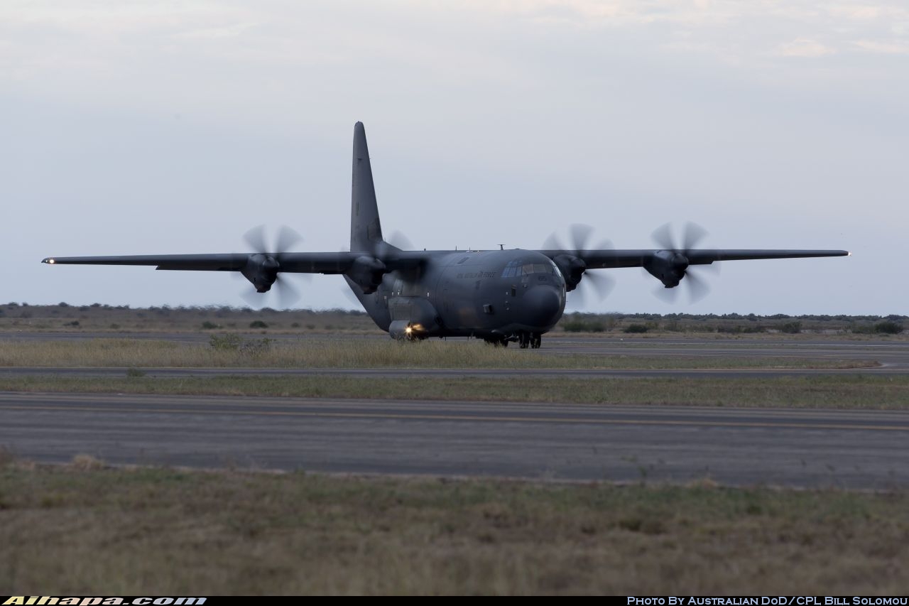 洛克希德-马丁 C-130J-30&ldquo;大力神&rdquo; \vert{} ID:32440
