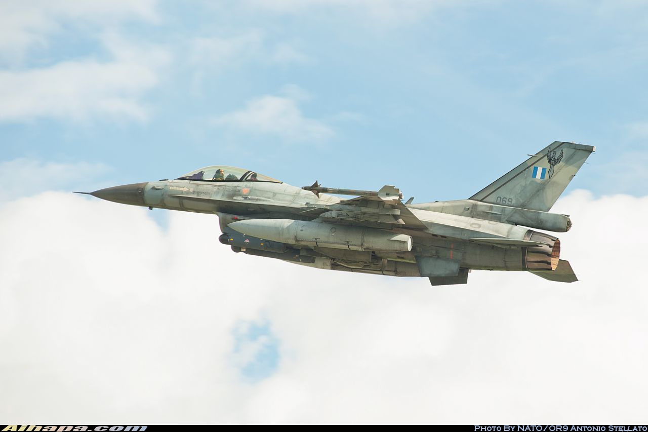 洛克希德-马丁 F-16CJ&ldquo;战隼&rdquo; \vert{} ID:30157