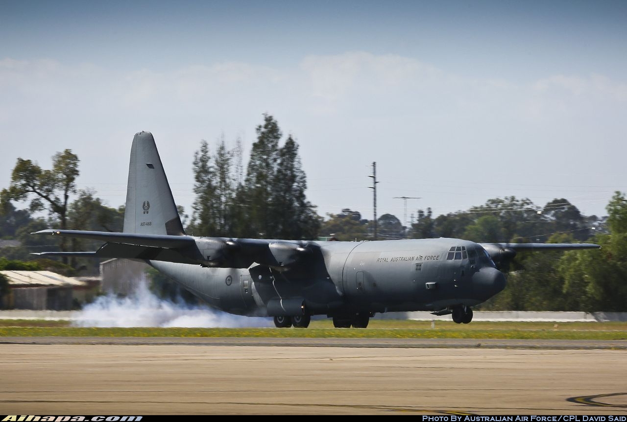 洛克希德-马丁 C-130J-30&ldquo;大力神&rdquo; \vert{} ID:32526