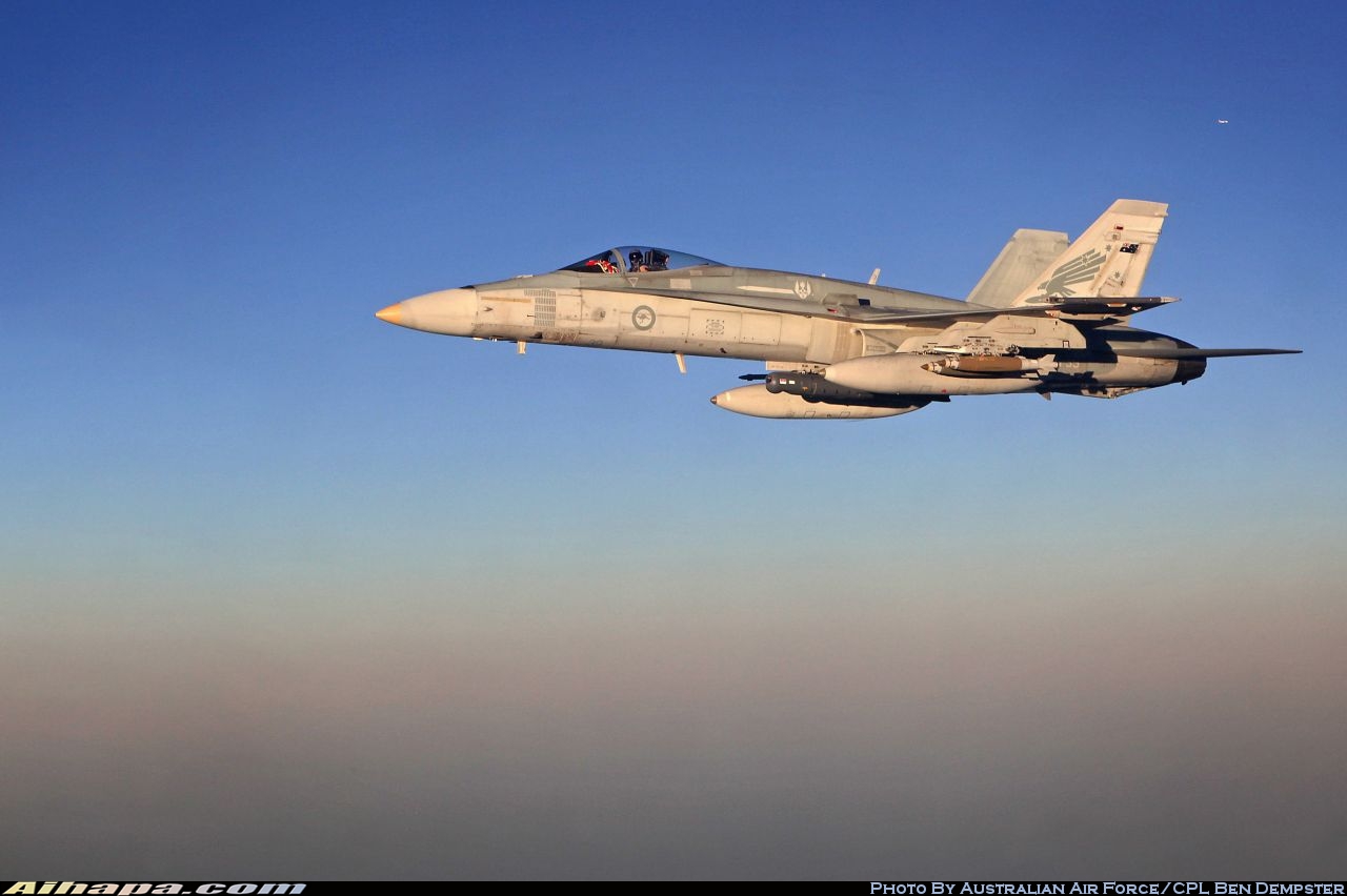 麦克唐纳-道格拉斯 F/A-18A&ldquo;大黄蜂&rdquo; \vert{} ID:32937