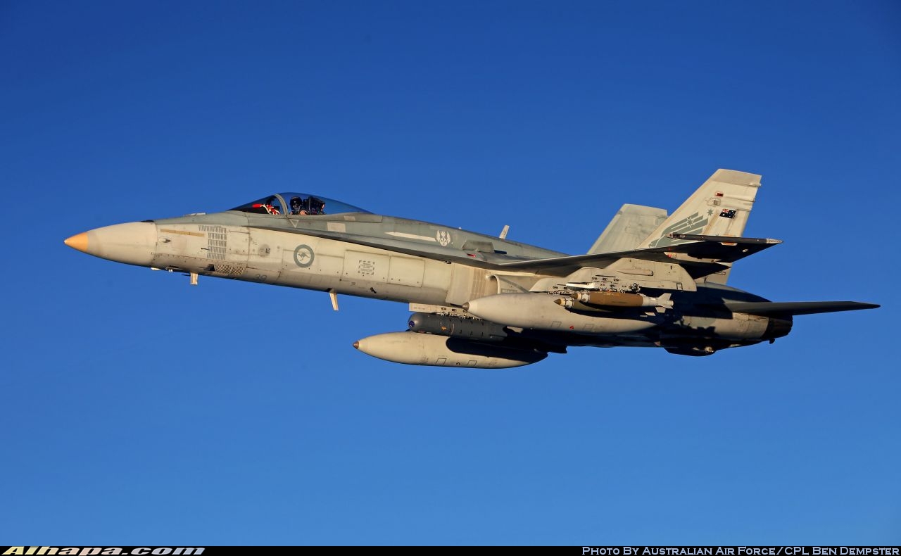 麦克唐纳-道格拉斯 F/A-18A&ldquo;大黄蜂&rdquo; \vert{} ID:32935