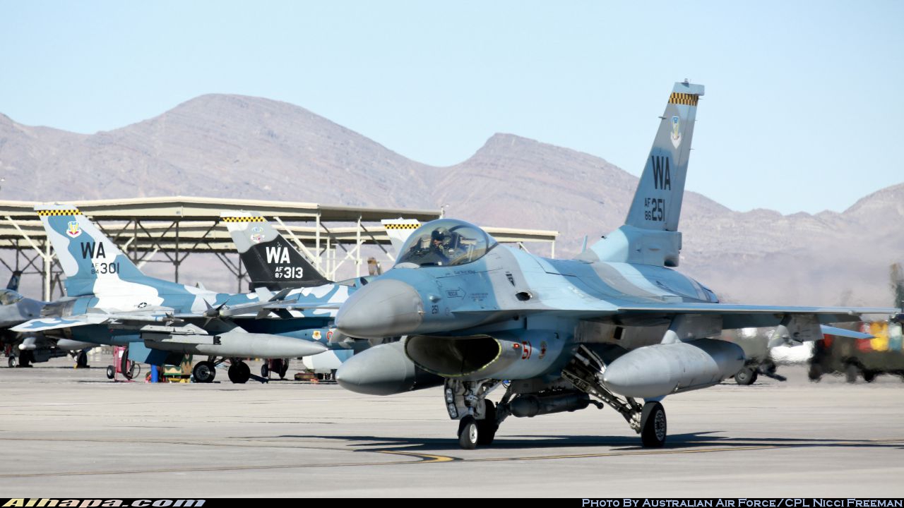 通用动力 F-16C&ldquo;战隼&rdquo; \vert{} ID:31655