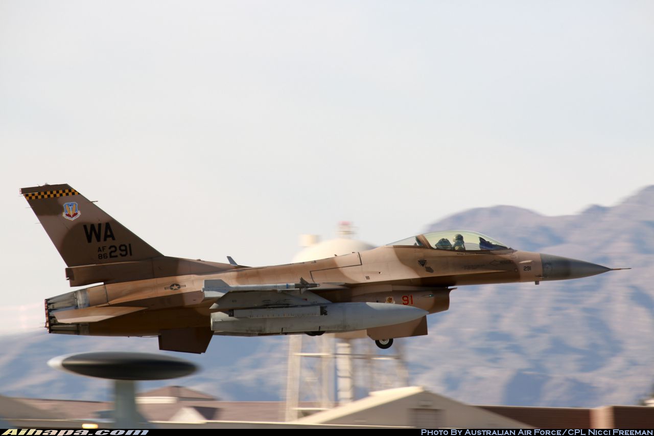 通用动力 F-16C&ldquo;战隼&rdquo; \vert{} ID:31651