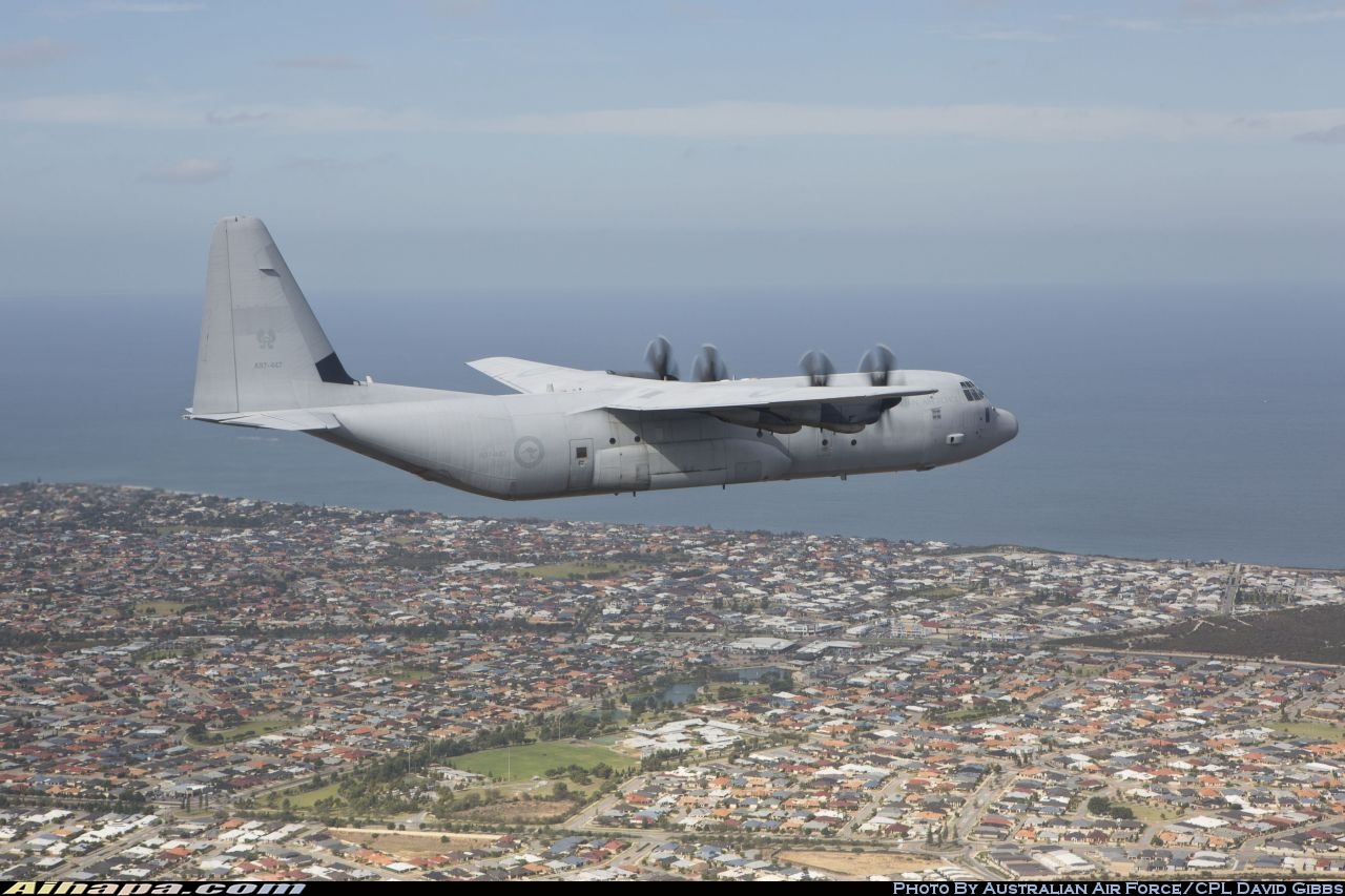 洛克希德-马丁 C-130J-30&ldquo;大力神&rdquo; \vert{} ID:32516
