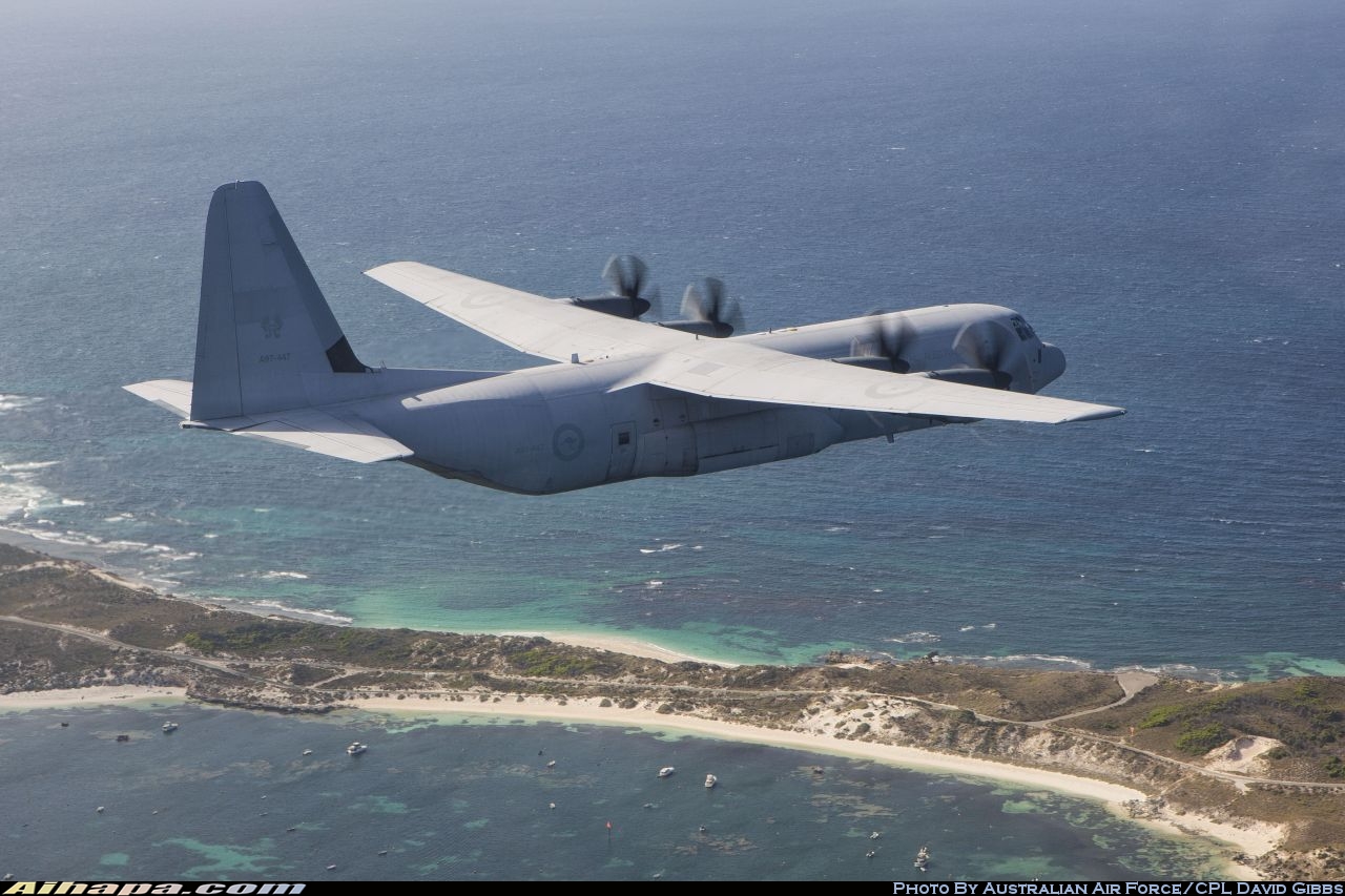 洛克希德-马丁 C-130J-30&ldquo;大力神&rdquo; \vert{} ID:32524