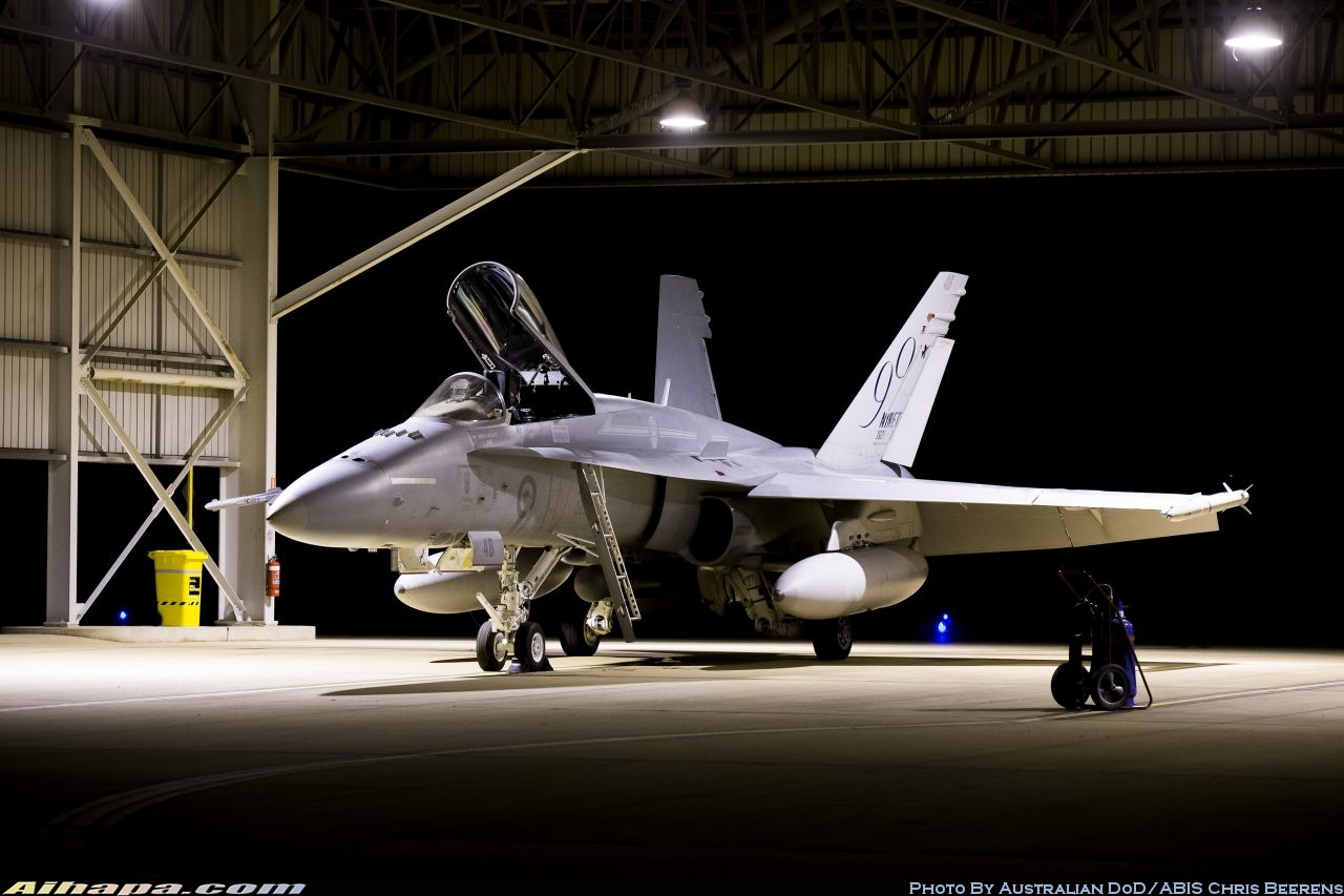 麦克唐纳-道格拉斯 F/A-18A&ldquo;大黄蜂&rdquo; \vert{} ID:34581