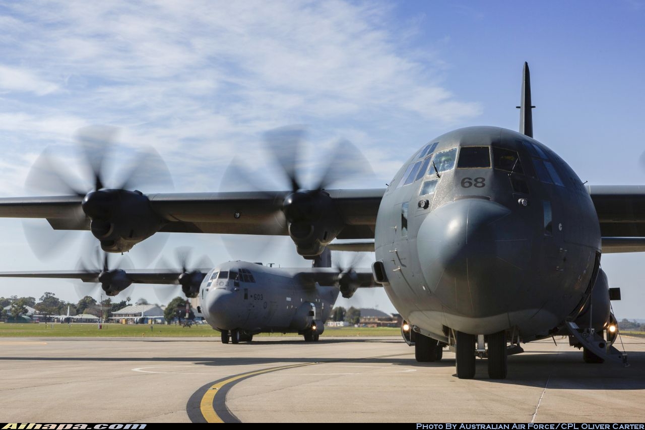洛克希德-马丁 C-130J-30&ldquo;大力神&rdquo; \vert{} ID:34475
