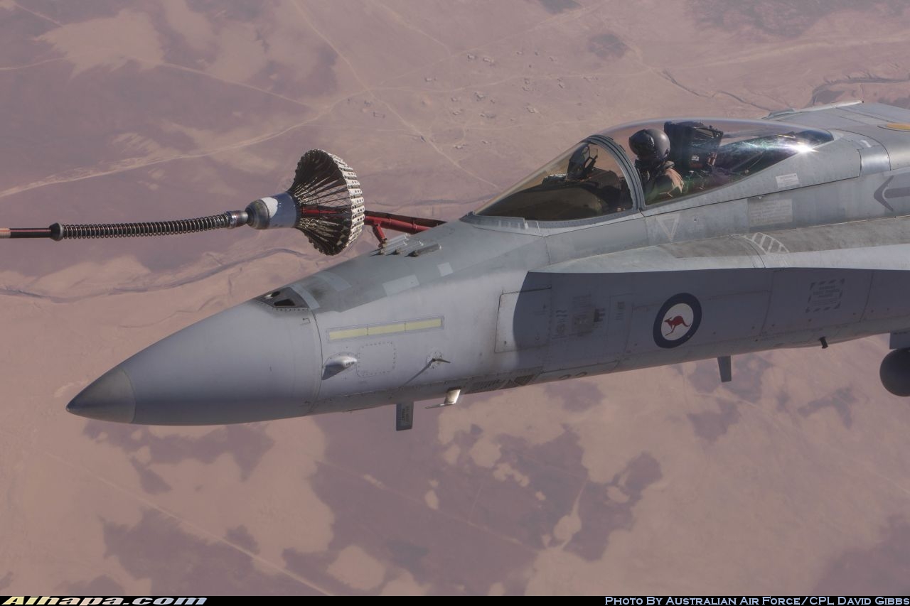 麦克唐纳-道格拉斯 F/A-18A&ldquo;大黄蜂&rdquo; \vert{} ID:34537