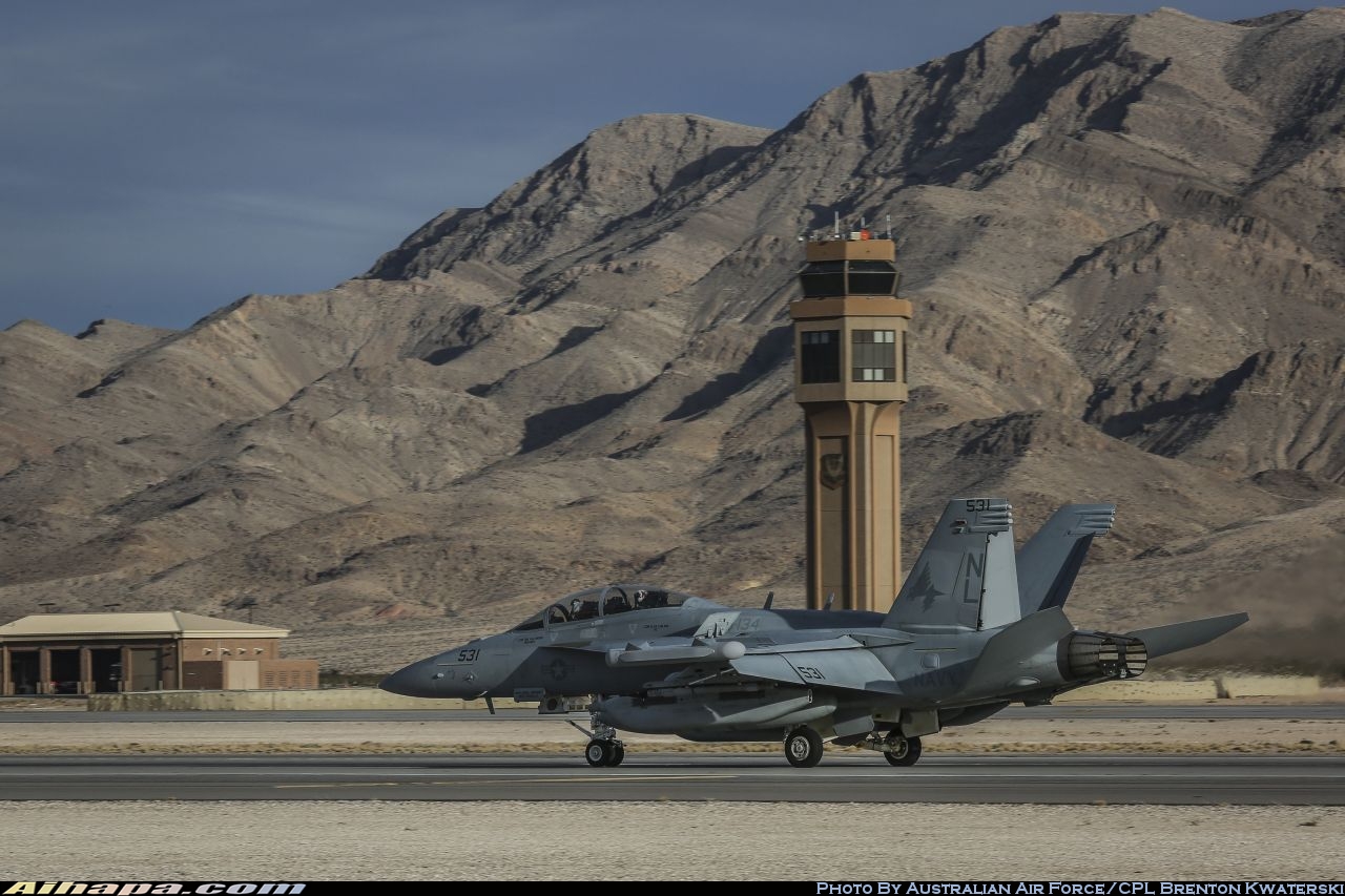 波音 EA-18G&ldquo;咆哮者&rdquo; \vert{} ID:35999