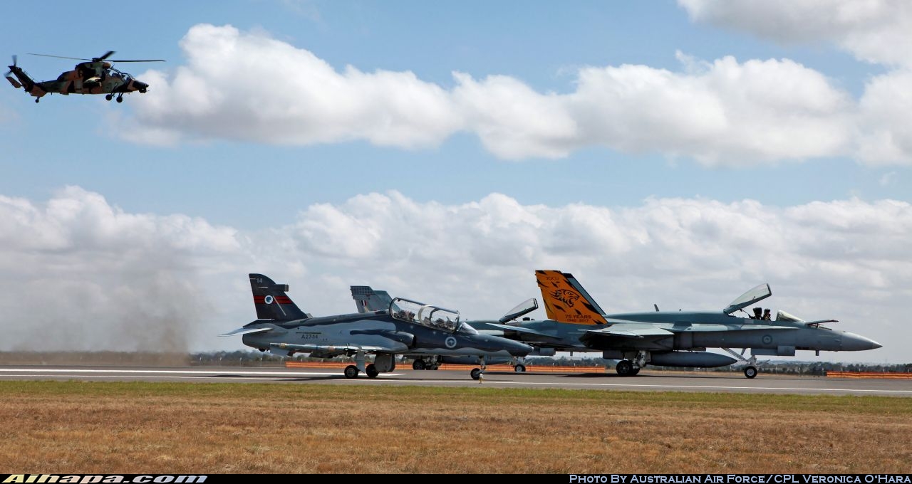 麦克唐纳-道格拉斯 F/A-18A&ldquo;大黄蜂&rdquo; \vert{} ID:34849