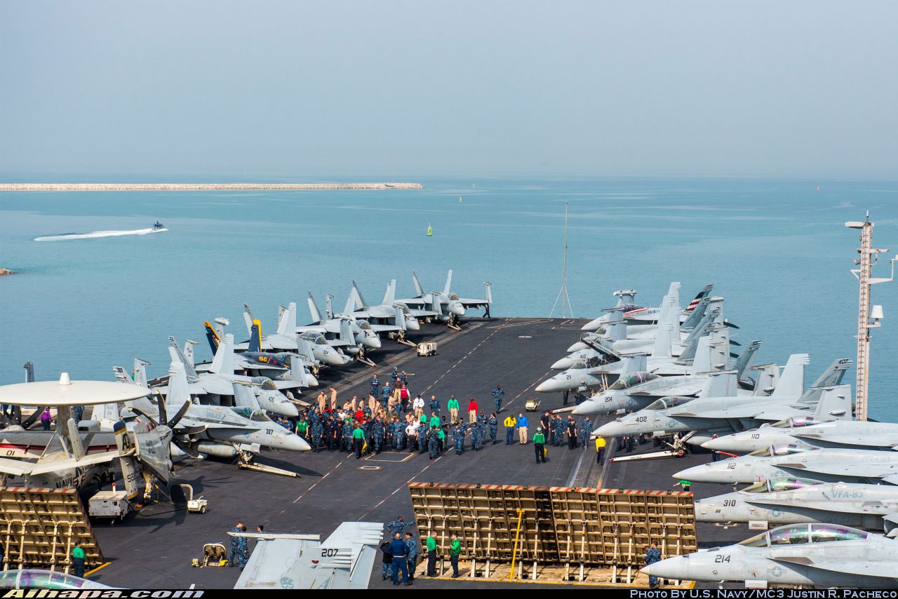 麦克唐纳-道格拉斯 F/A-18C&ldquo;大黄蜂&rdquo; \vert{} ID:30827