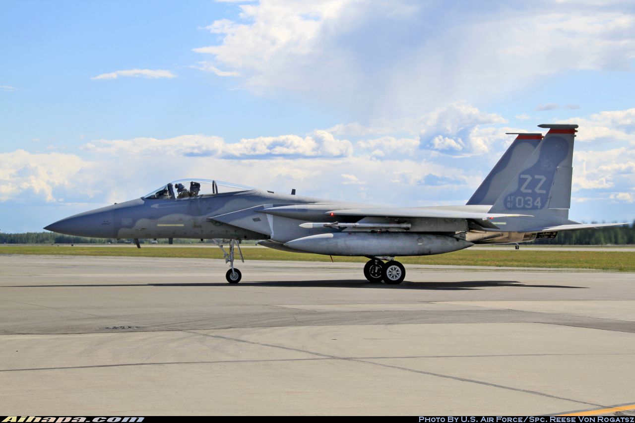 麦克唐纳-道格拉斯 F-15C&ldquo;鹰&rdquo; \vert{} ID:27244