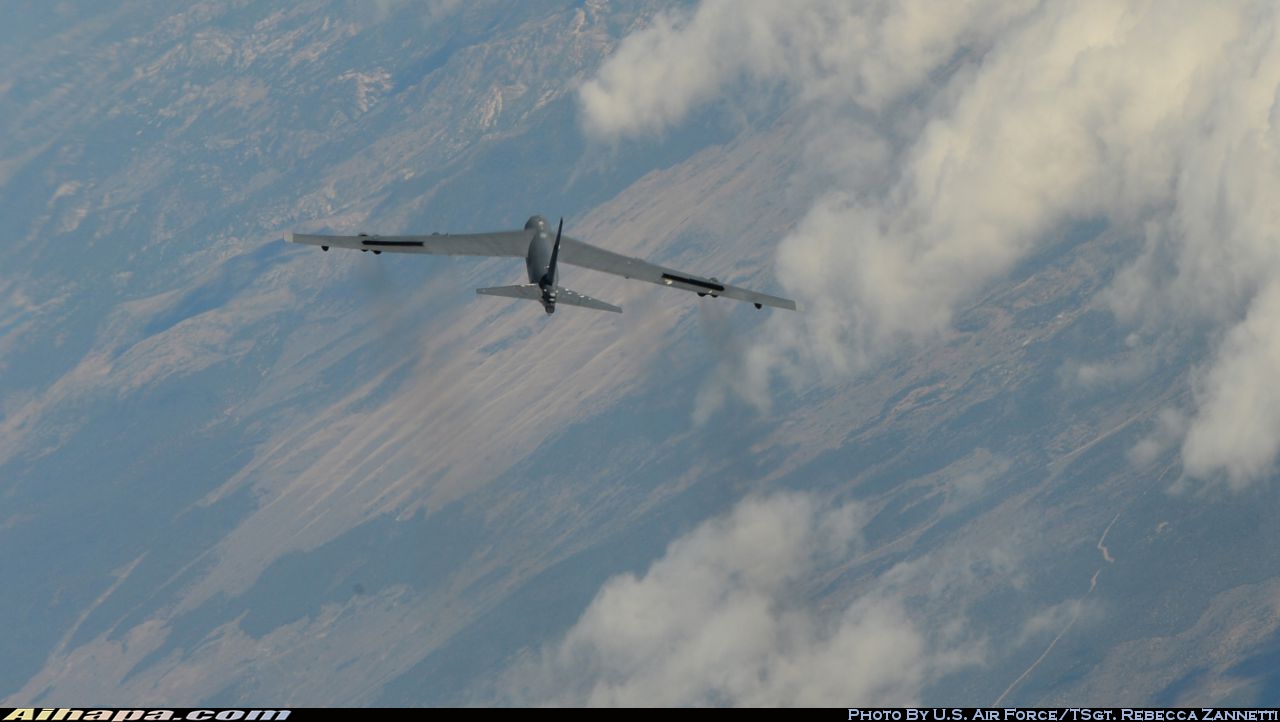 波音 B-52H&ldquo;同温层堡垒&rdquo; \vert{} ID:15937