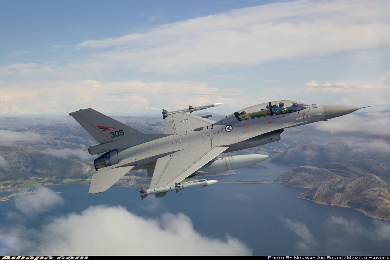 通用动力(福克) F-16BM&ldquo;战隼&rdquo;