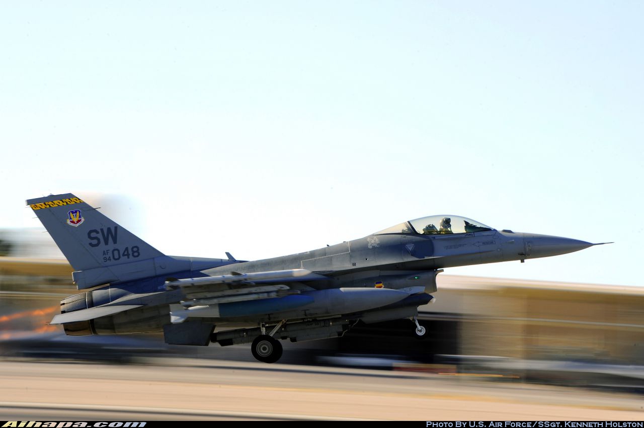 洛克希德-马丁 F-16CM&ldquo;战隼&rdquo; \vert{} ID:17708