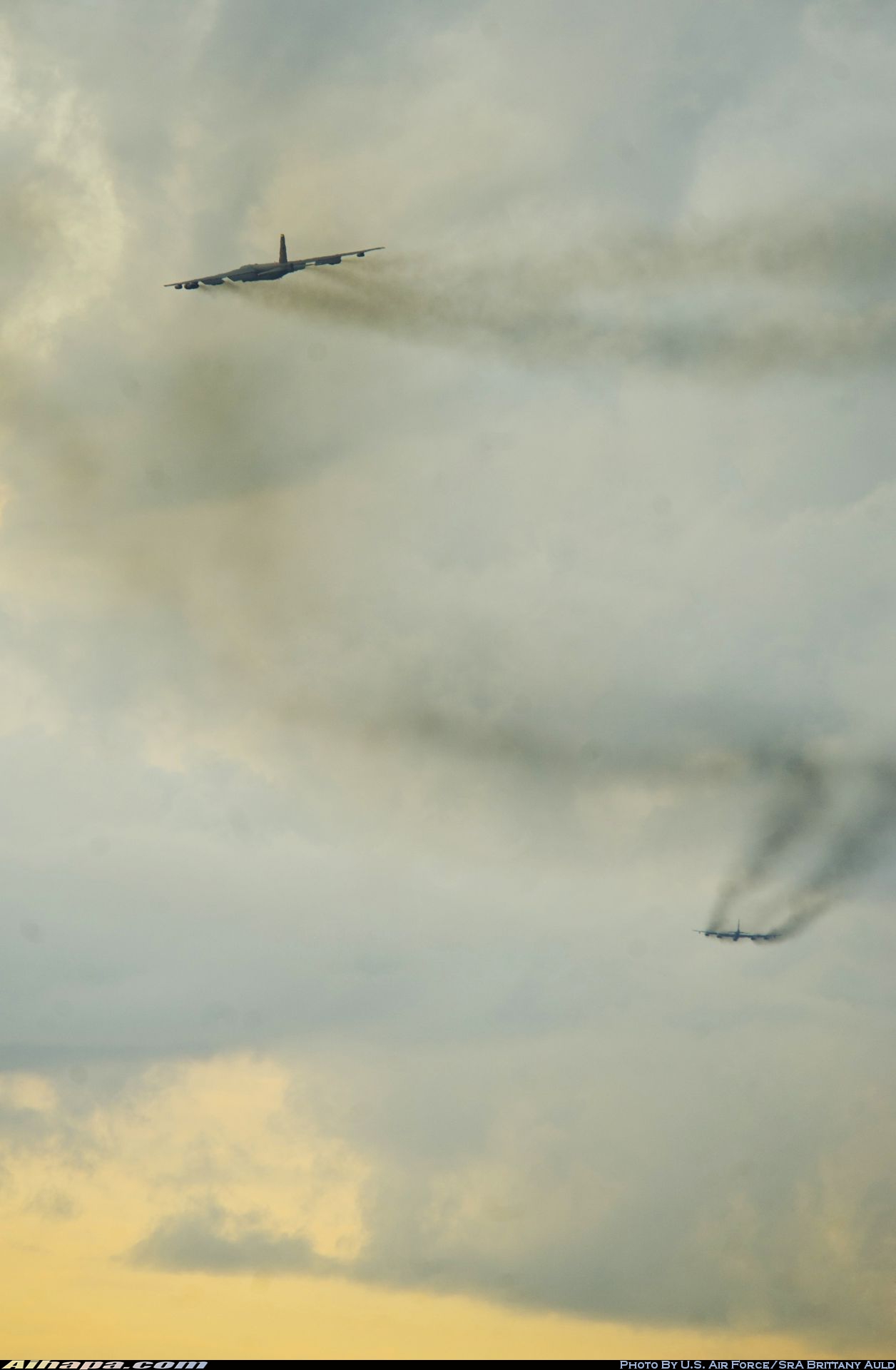 波音 B-52H&ldquo;同温层堡垒&rdquo; \vert{} ID:12430