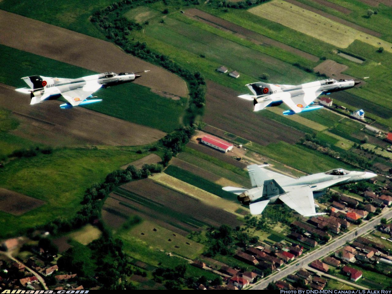 米高扬-格列维奇 MiG-21MF-75&ldquo;枪骑兵&rdquo;C \vert{} ID:12605