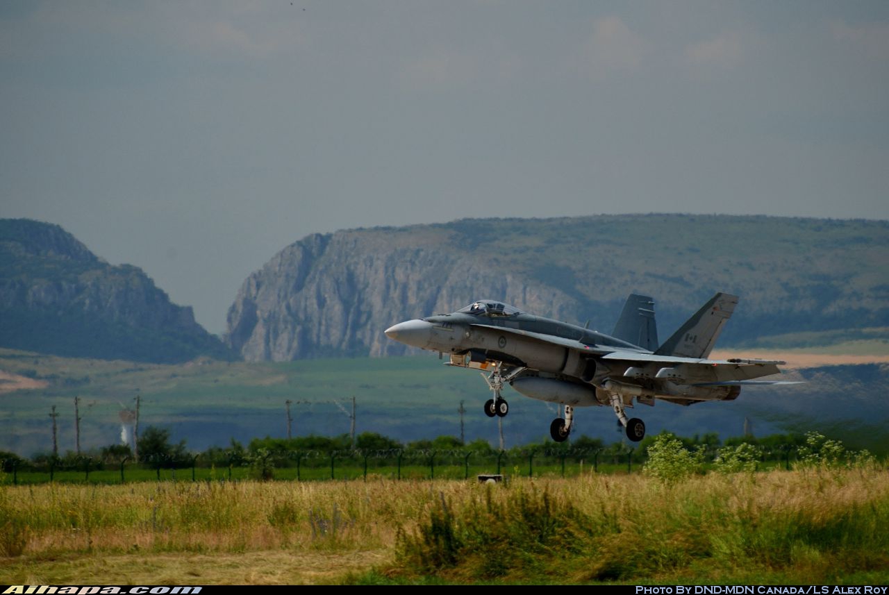 麦克唐纳-道格拉斯 CF-188A&ldquo;大黄蜂&rdquo;(CF-18A) \vert{} ID:12533