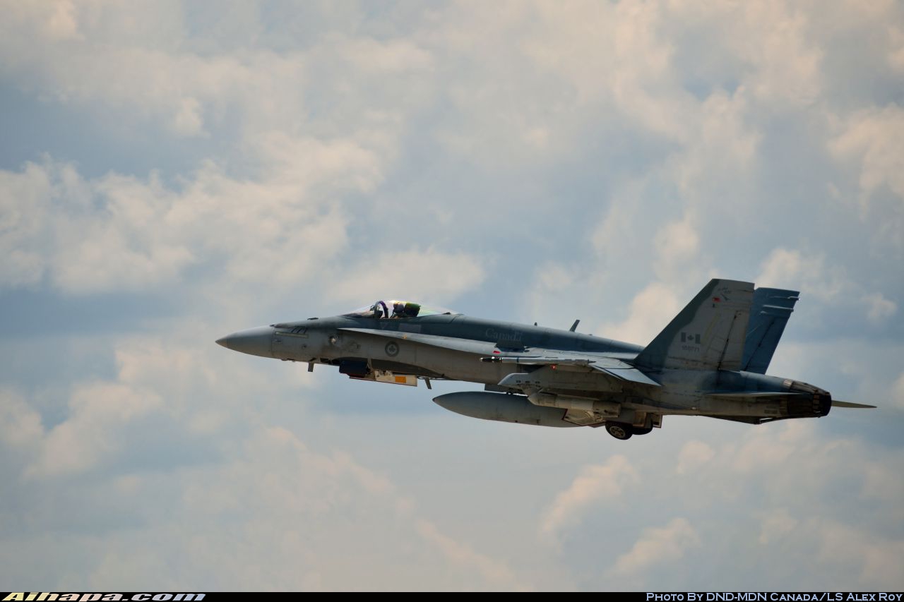 麦克唐纳-道格拉斯 CF-188A&ldquo;大黄蜂&rdquo;(CF-18A) \vert{} ID:12535