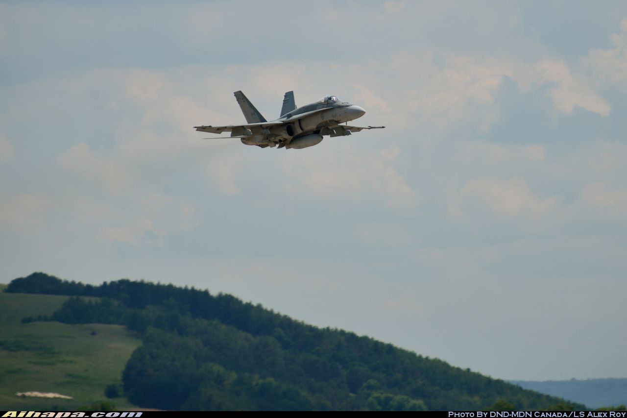 麦克唐纳-道格拉斯 CF-188A&ldquo;大黄蜂&rdquo;(CF-18A) \vert{} ID:12537