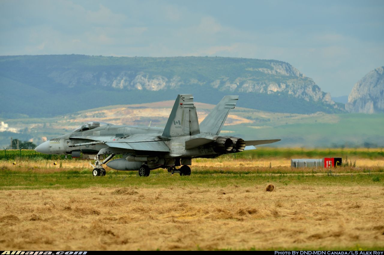 麦克唐纳-道格拉斯 CF-188A&ldquo;大黄蜂&rdquo;(CF-18A) \vert{} ID:12549