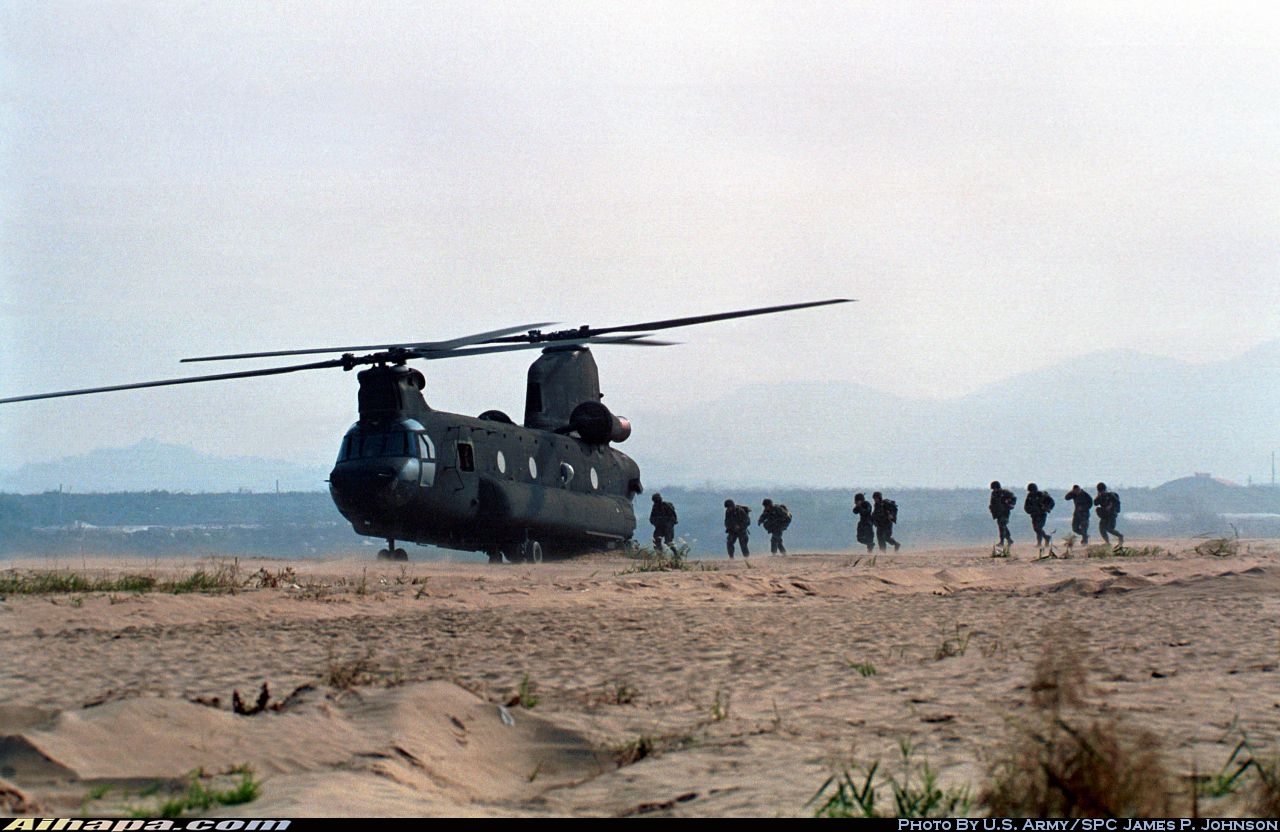 波音 CH-47D&ldquo;支奴干&rdquo;(414) \vert{} ID:31931