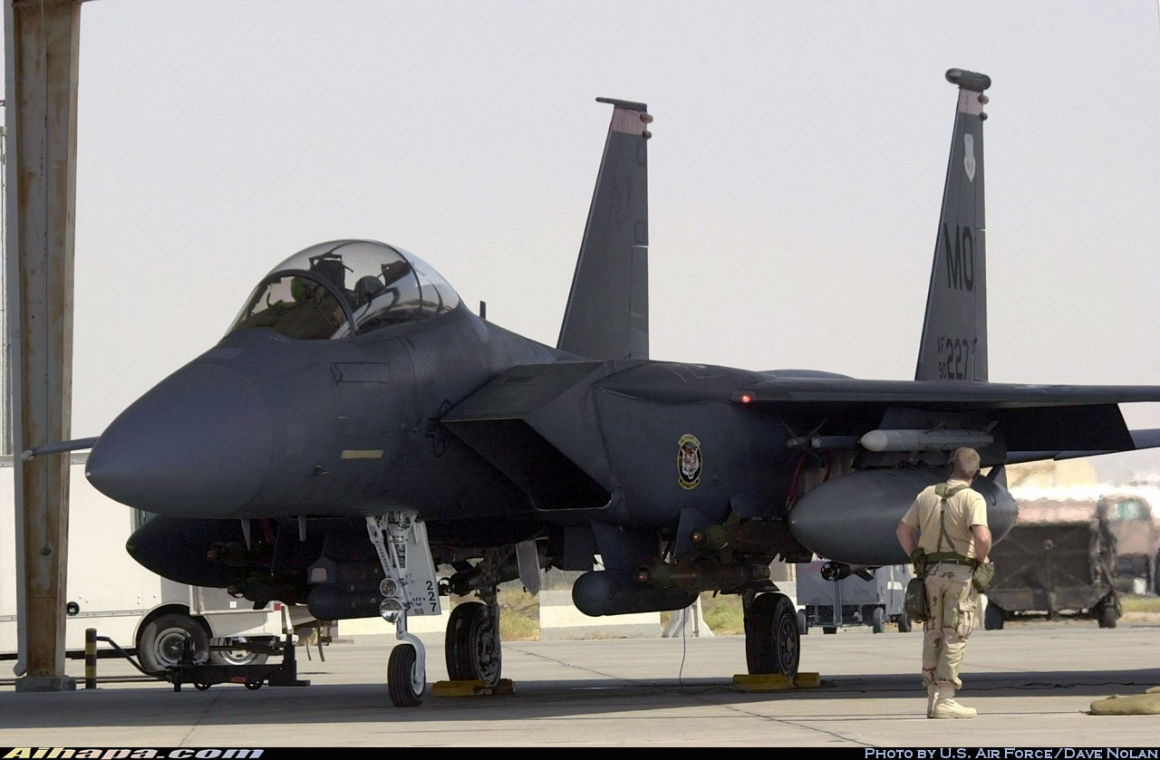麦克唐纳-道格拉斯 F-15E&ldquo;攻击鹰&rdquo; \vert{} ID:3207