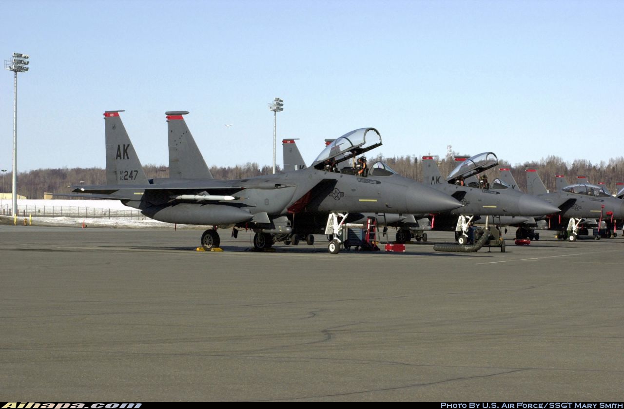 麦克唐纳-道格拉斯 F-15E&ldquo;攻击鹰&rdquo; \vert{} ID:27048