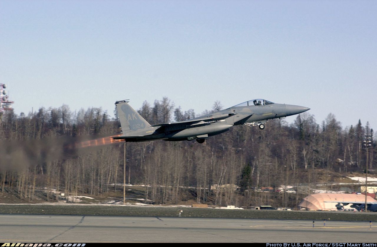 麦克唐纳-道格拉斯 F-15E&ldquo;攻击鹰&rdquo; \vert{} ID:27050