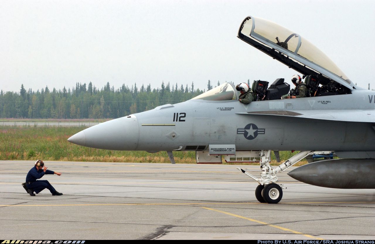 波音 F/A-18F&ldquo;超级大黄蜂&rdquo; \vert{} ID:21031