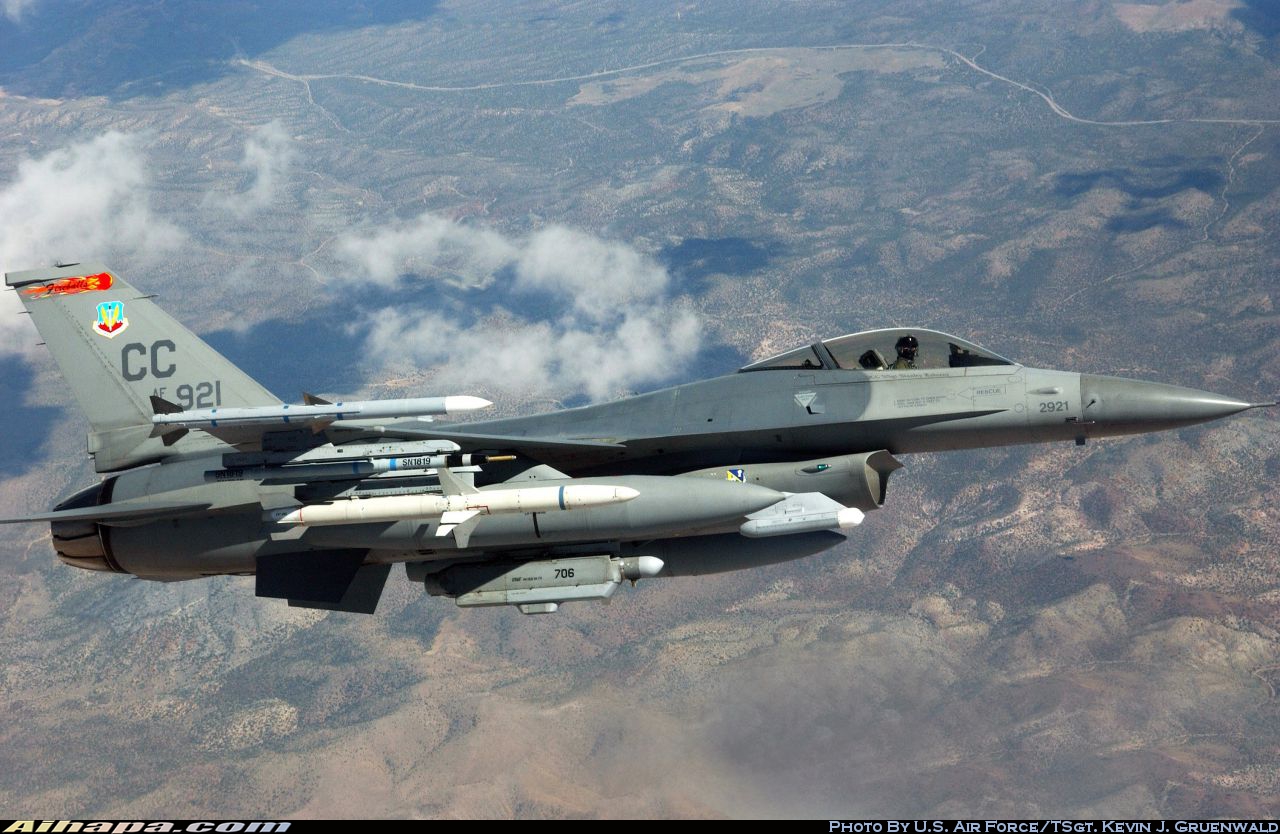 洛克希德 F-16CM&ldquo;战隼&rdquo; \vert{} ID:15792