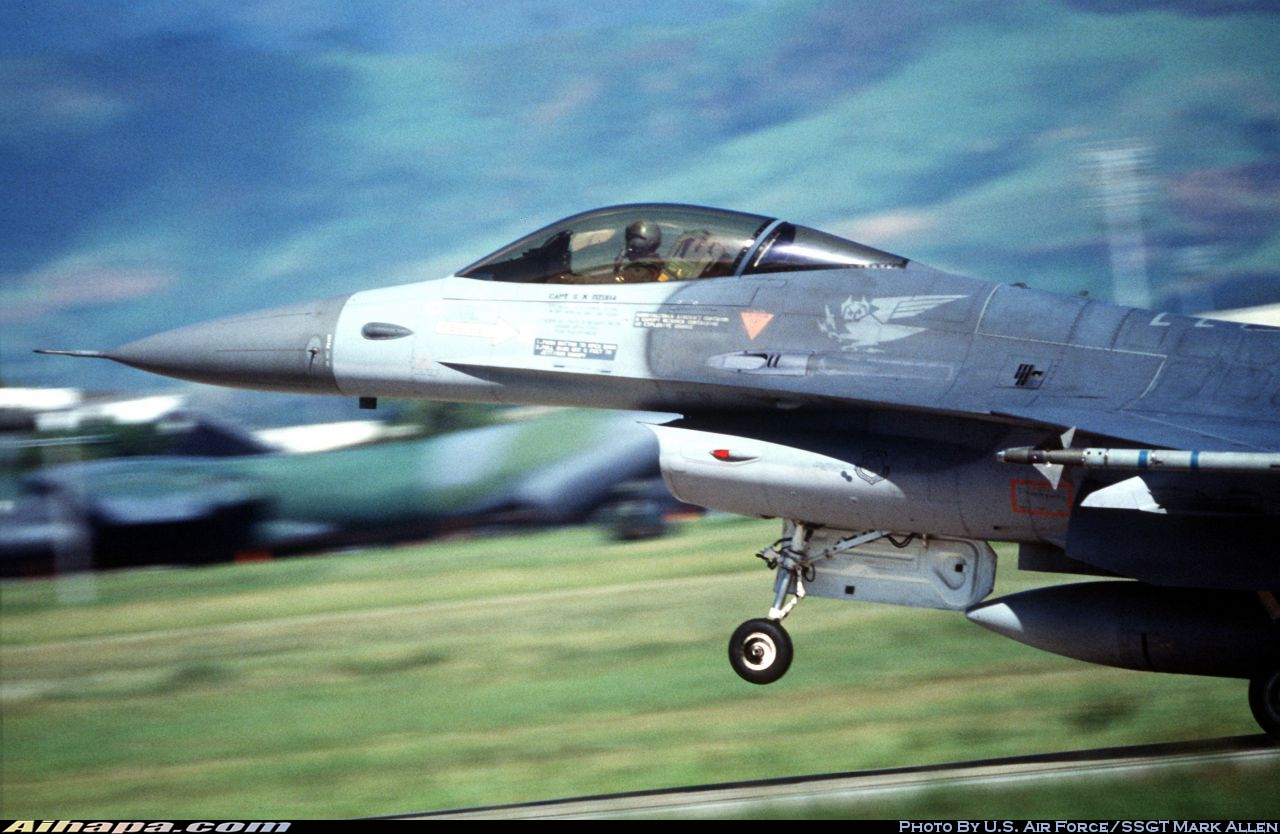 通用动力 F-16C&ldquo;战隼&rdquo; \vert{} ID:20860
