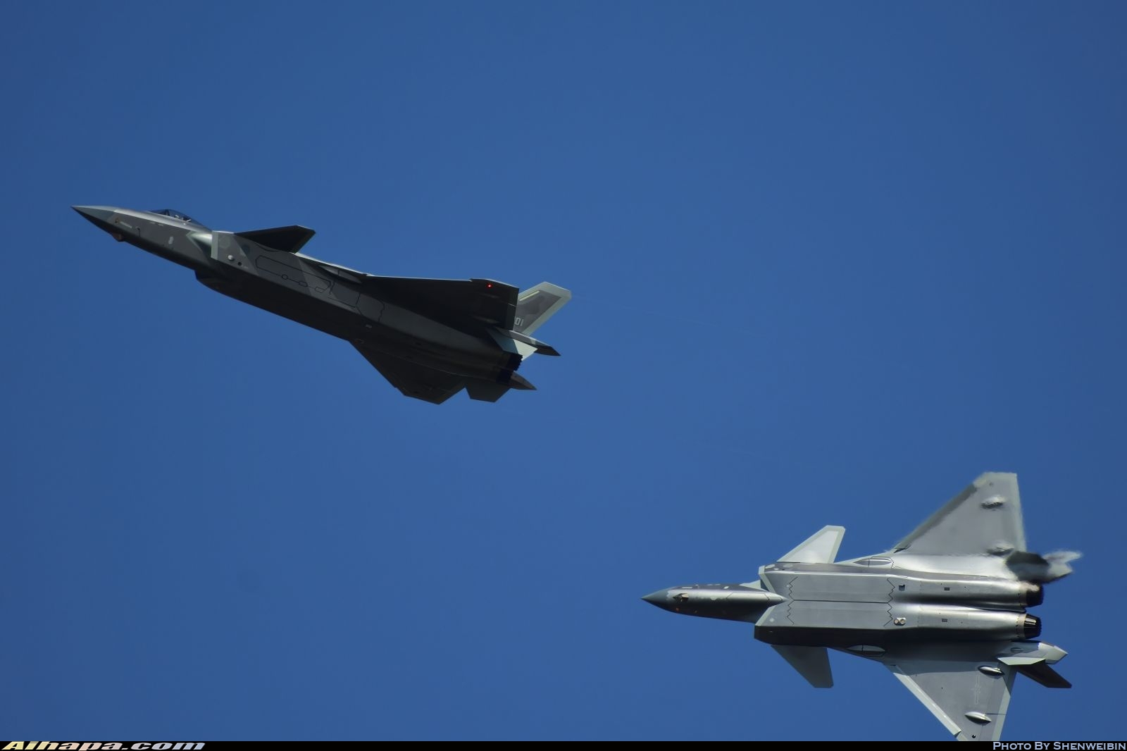 成飞 J-20&ldquo;威龙&rdquo;(歼-20) \vert{} ID:36375