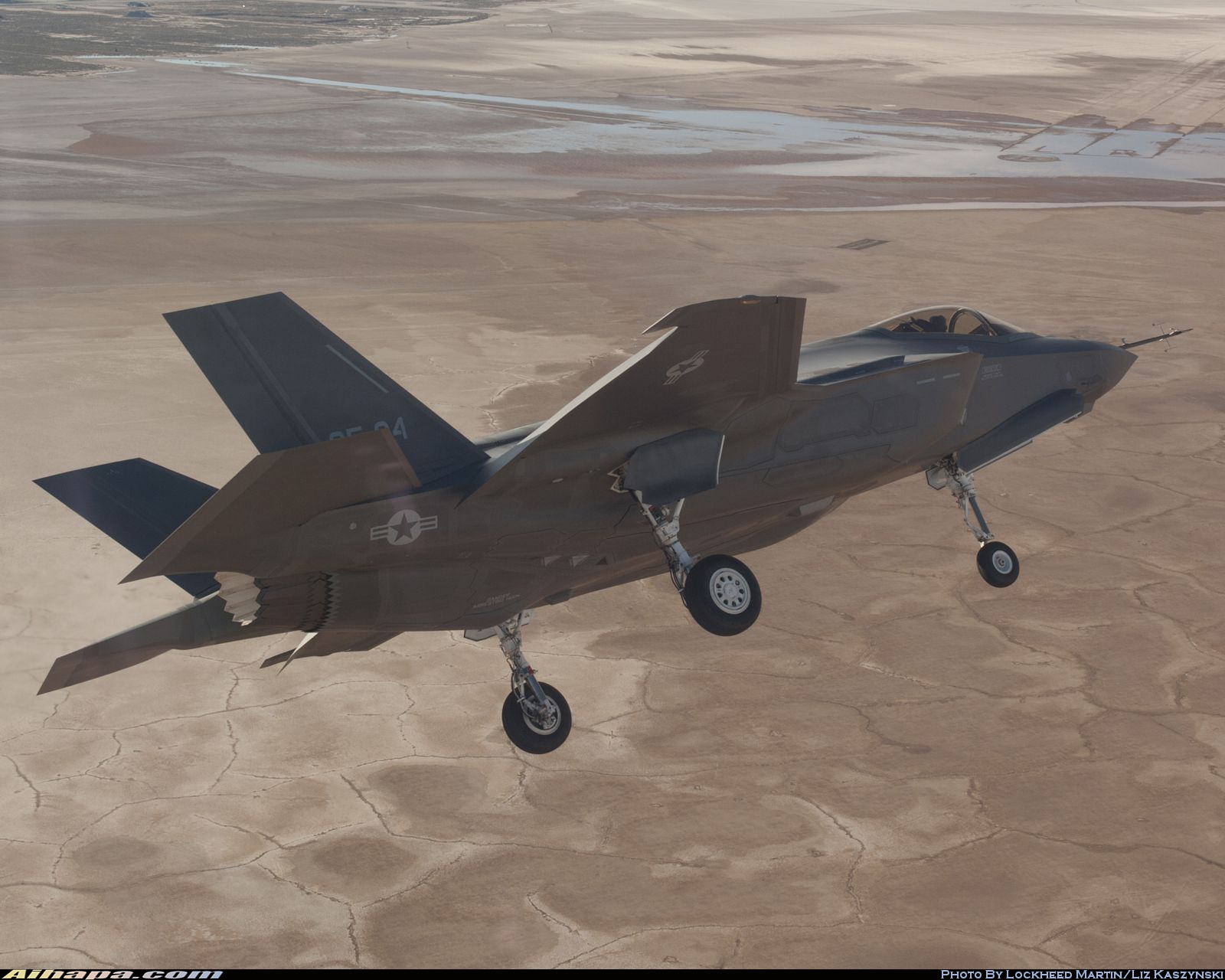 洛克希德-马丁 F-35A&ldquo;闪电&rdquo;Ⅱ \vert{} ID:6781