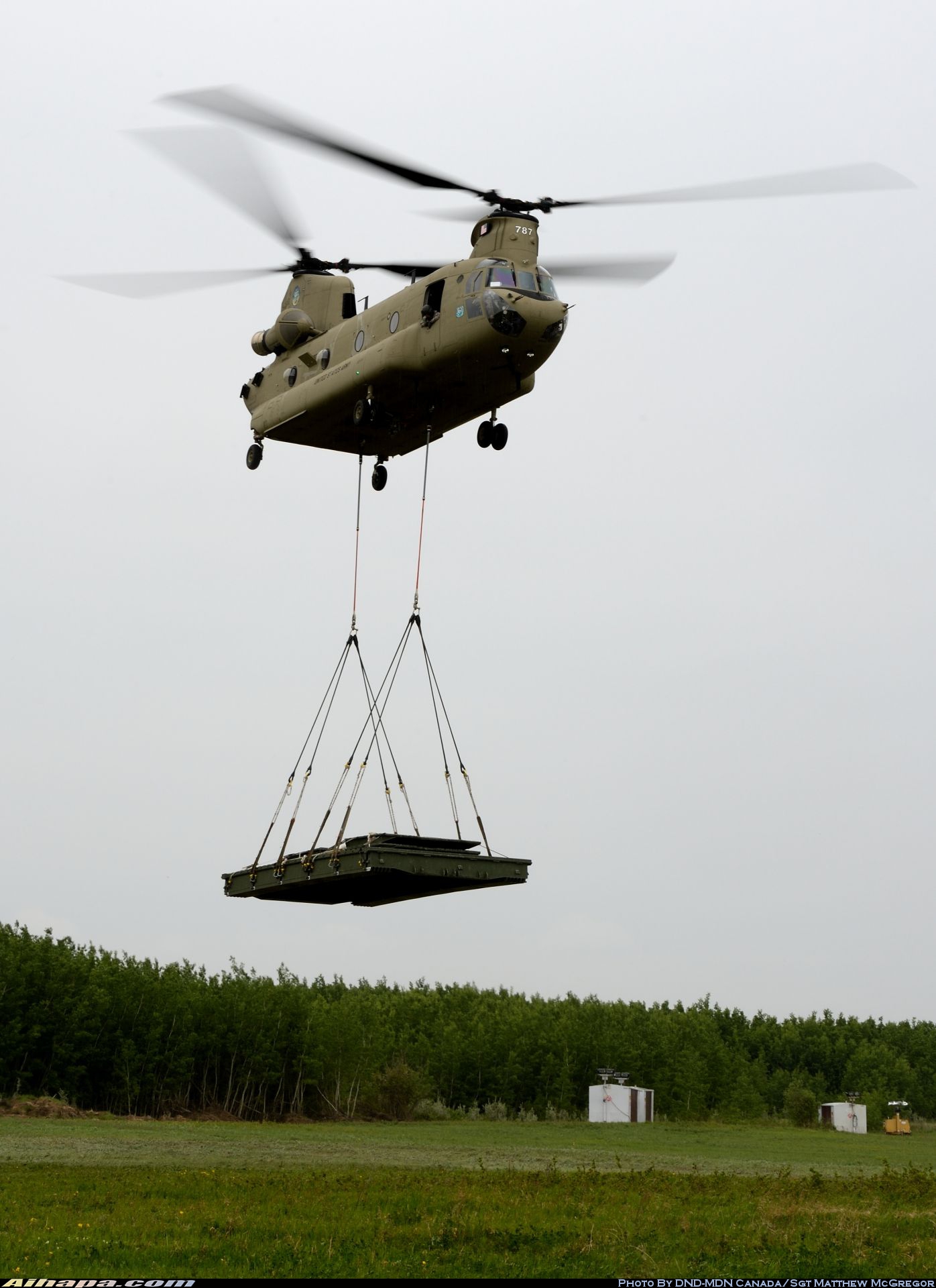 波音 CH-47F&ldquo;支奴干&rdquo;(414) \vert{} ID:18681