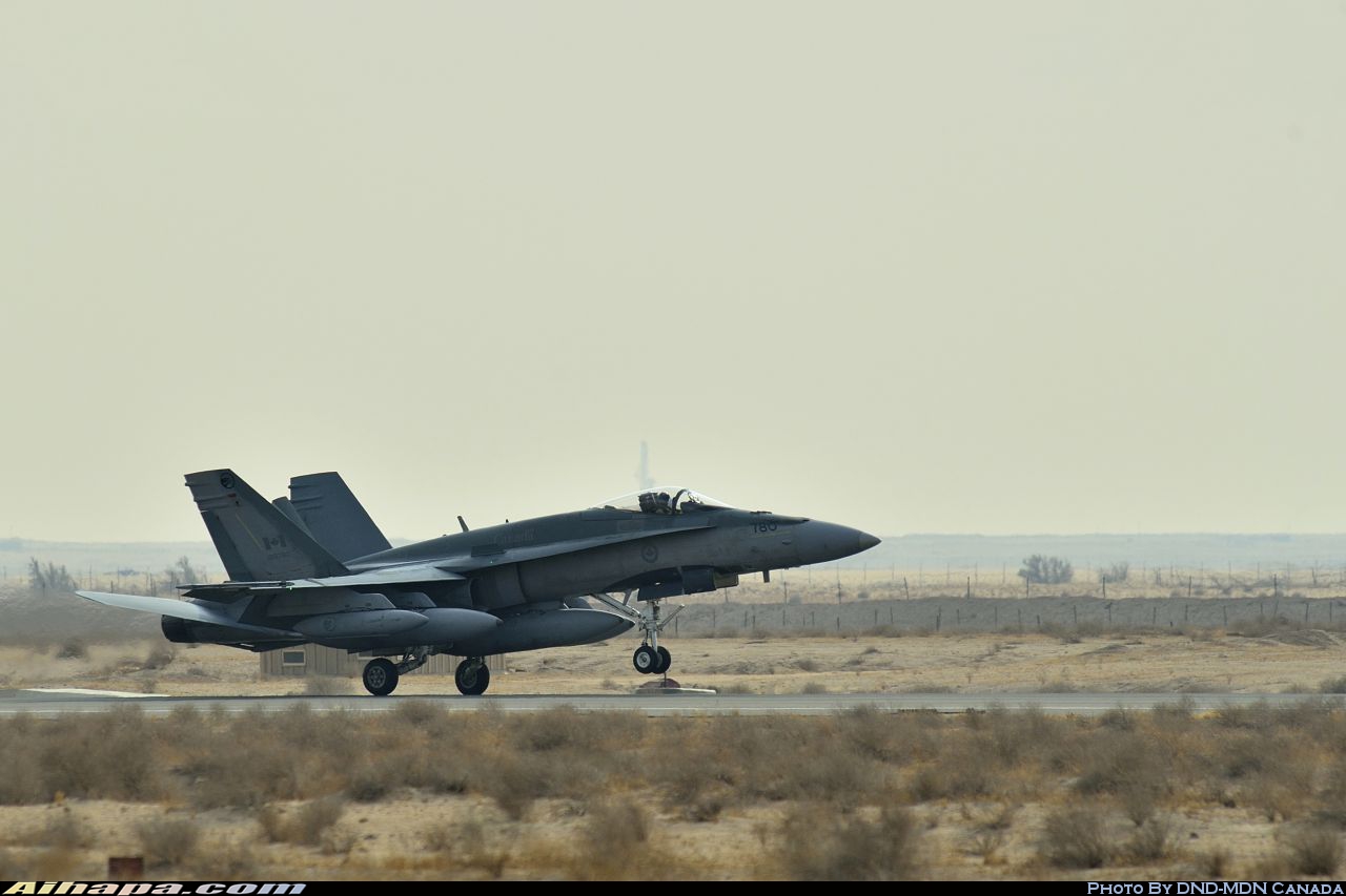 麦克唐纳-道格拉斯 CF-188A&ldquo;大黄蜂&rdquo;(CF-18A) \vert{} ID:16242