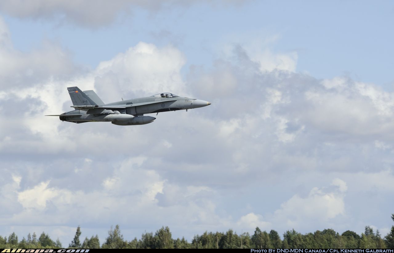 麦克唐纳-道格拉斯 CF-188A&ldquo;大黄蜂&rdquo;(CF-18A) \vert{} ID:12478